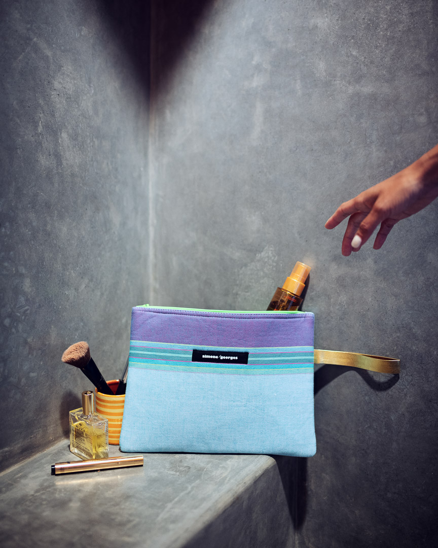 Pochette de plage en kikoy Tiwi